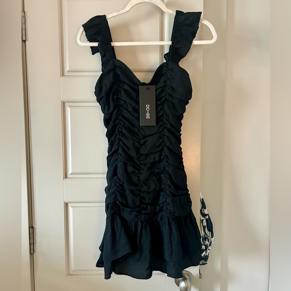 NWT DO+BE Black Rouched Dress in black